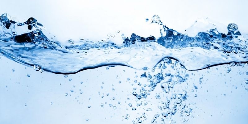 Nằm mơ thấy nước đánh số gì khi tràn vào nhà