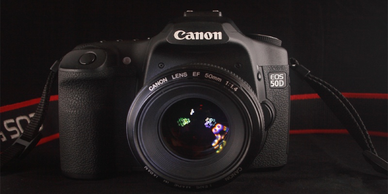 Sáng tỏ thắc mắc Canon 50D có quay phim không?